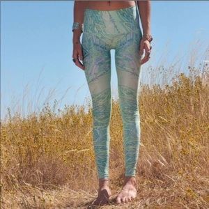 TEEKI Envision Hot Pant - Perfect Condition!